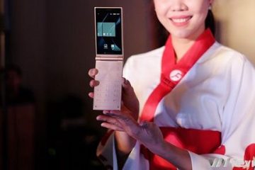 Điện thoại Nhật liệu có đứng được trên đất Việt