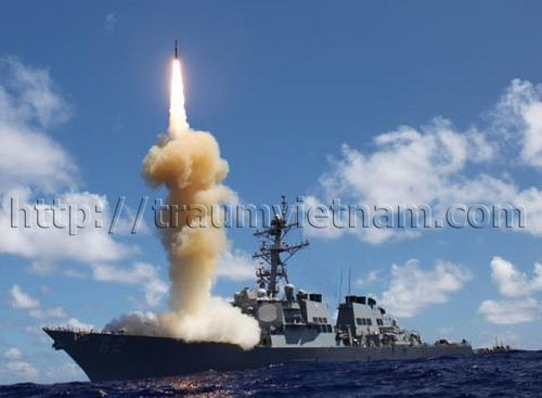 Tên lửa Triều Tiên bay qua Nhật Bản khiến nhiều TTS hoang mang