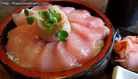 Hamachi-don - món ăn may mắn của tỉnh Kagawa Nhật Bản